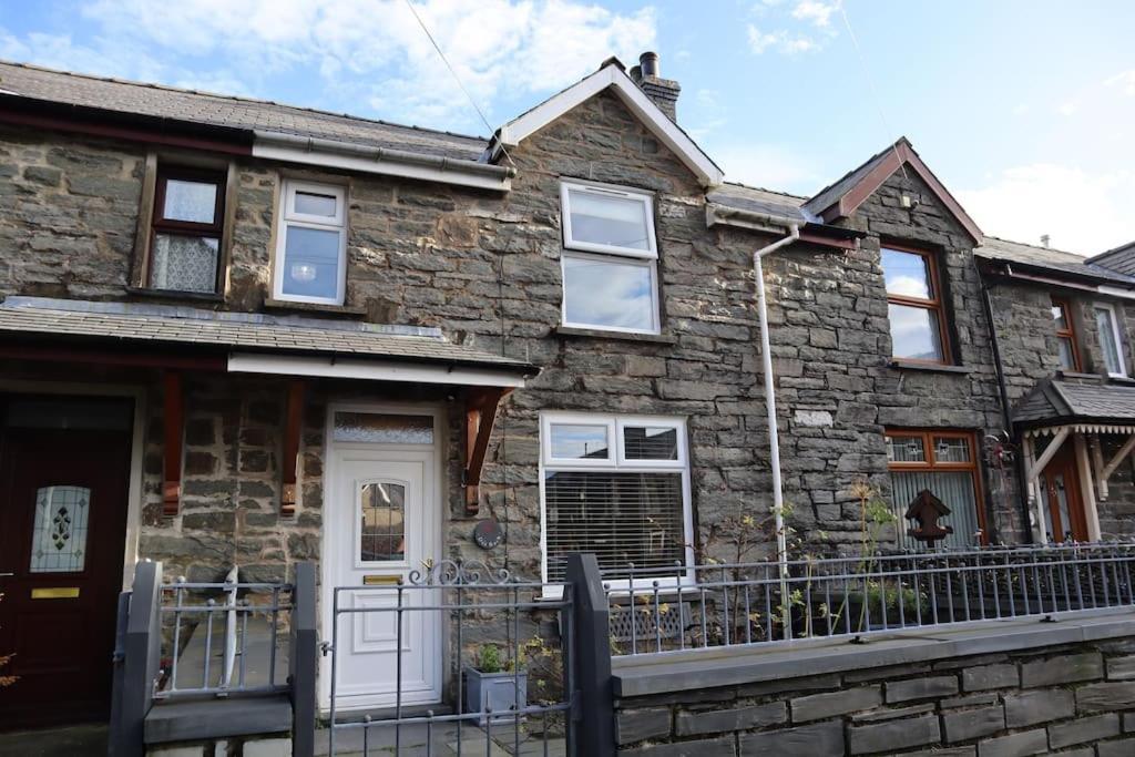 Dol Bach - Your Homely Welsh Cottage In The Heart Of Snowdonia Blaenau Ffestiniog Dış mekan fotoğraf